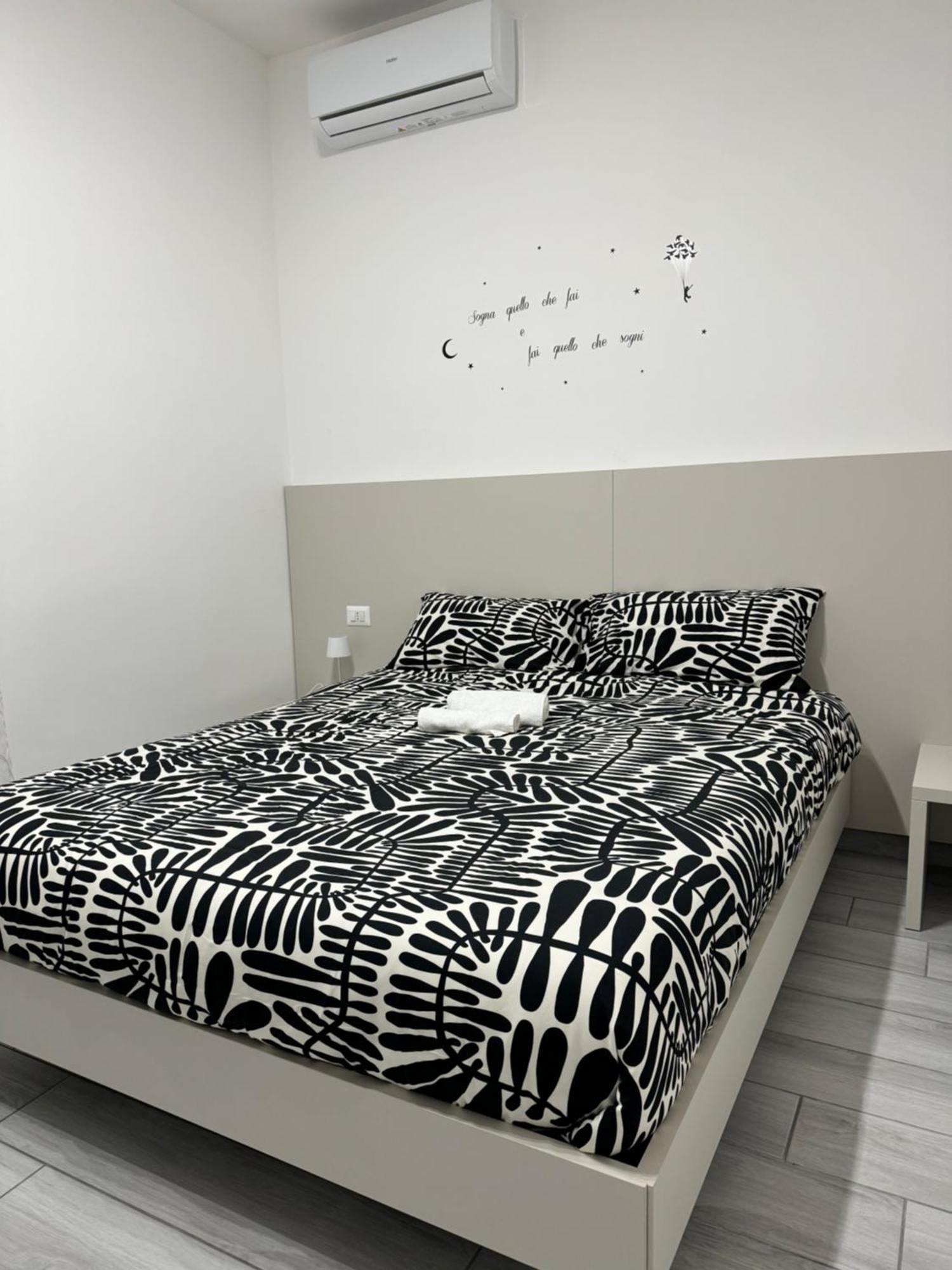Cavallerizza Home Neapol Zewnętrze zdjęcie