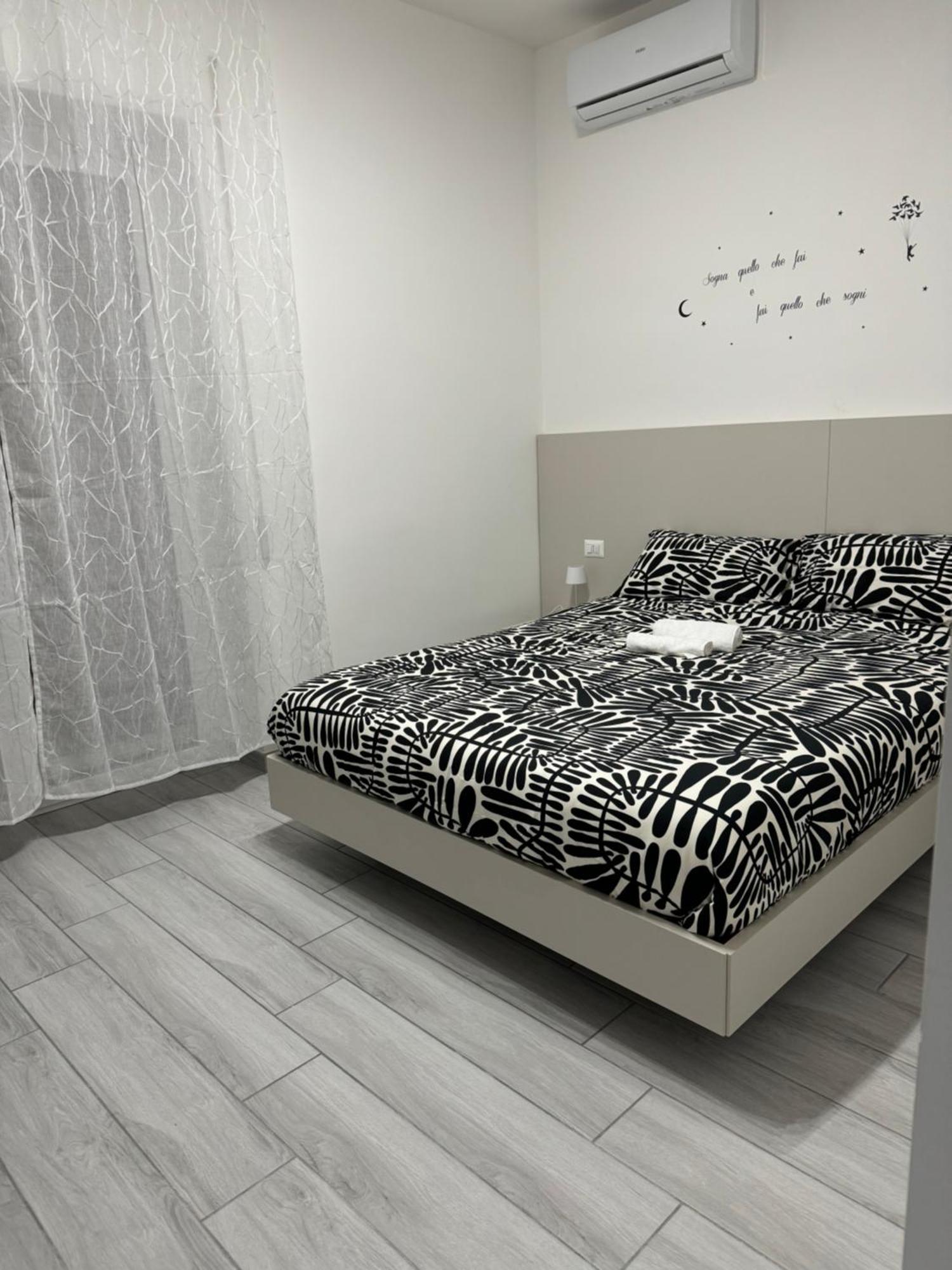 Cavallerizza Home Neapol Zewnętrze zdjęcie